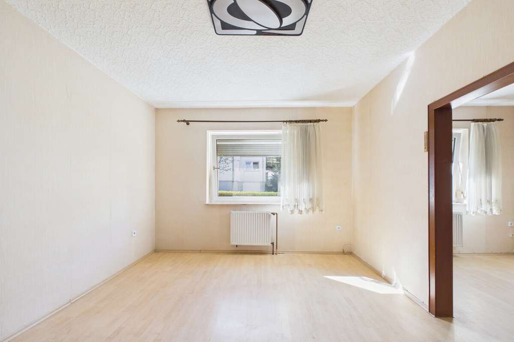 Immobilie in Morbach - Zwei Wohneinheiten – viele Möglichkeiten: Ihr neues Zuhause - Bild 2