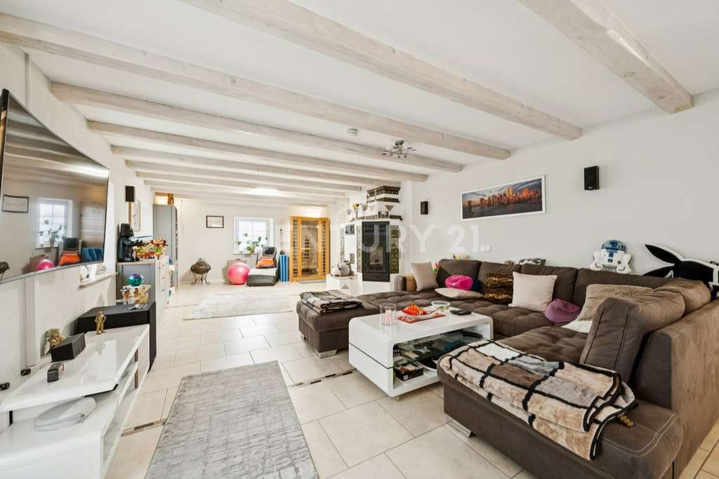 Immobilie in Essing - Modernisiertes Einfamilienhaus mit Einliegerwohnung und Panoramablick - Bild 1