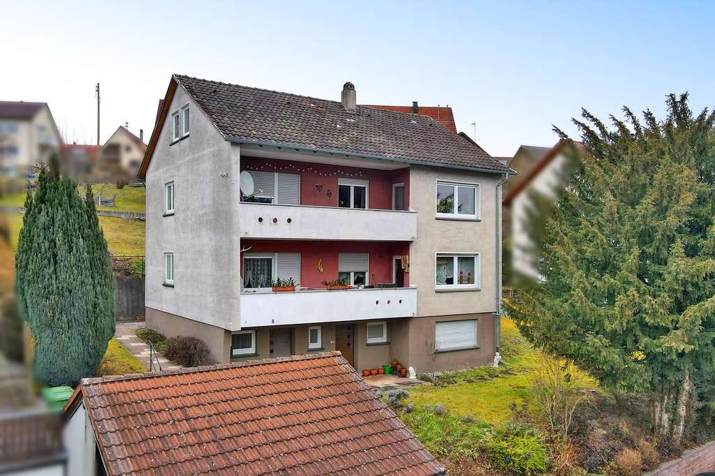 Immobilie in Ebhausen - Großzügiges Zweifamilienhaus mit Einliegerwohnung – Sanierungsbedürftig, aber voller Möglichkeiten! - Bild 0
