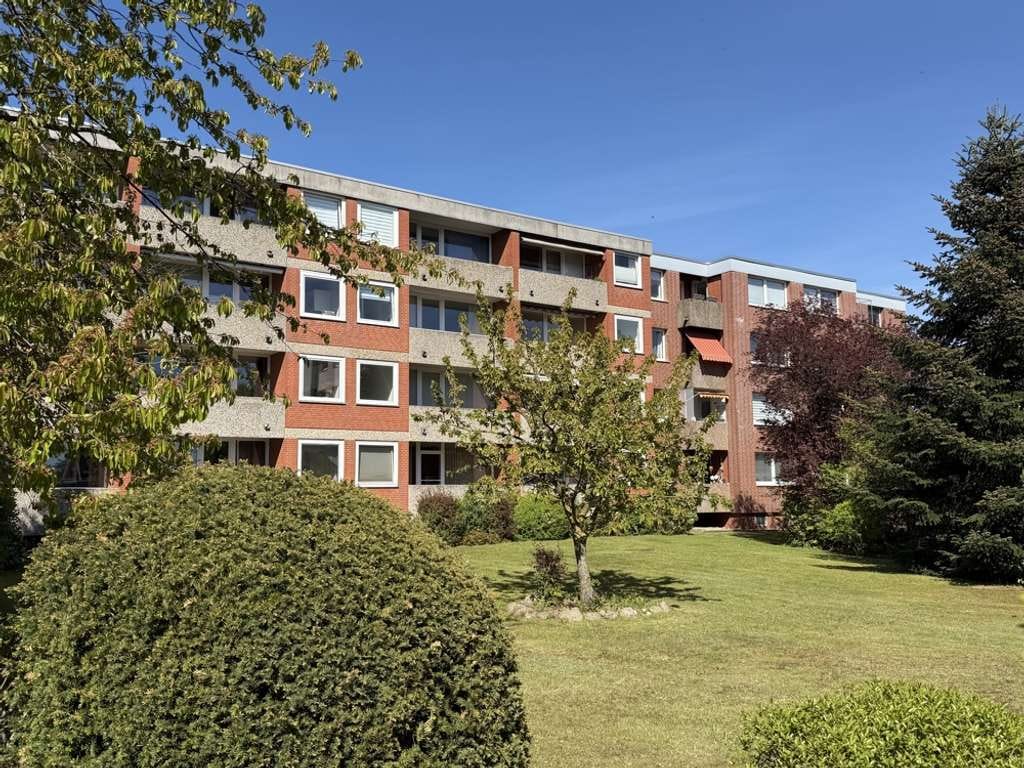 Immobilie in Adendorf - Licht, Lage, Balkon – charmante 3-Zimmer-Wohnung - Bild 0