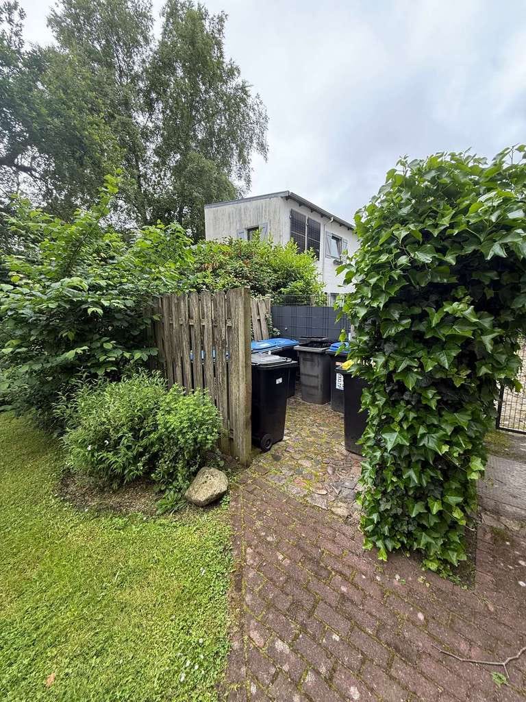 Immobilie in Flensburg - Mehrfamilienhaus in zentraler Lage - Bild 1