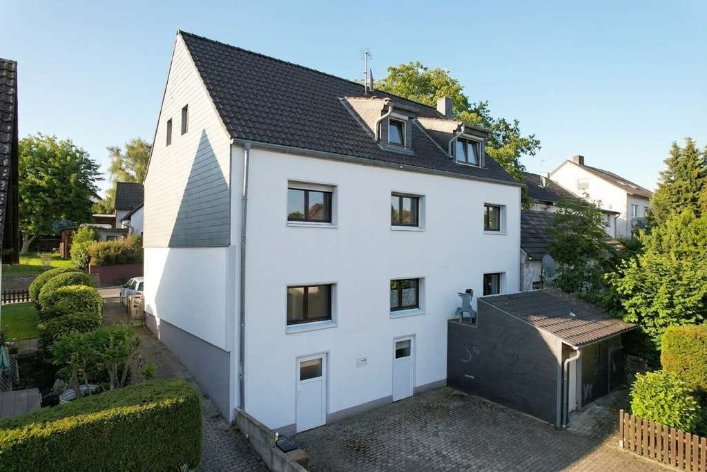 Immobilie in Ruppichteroth - Gepflegtes 3-Familienhaus in Winterscheid - Bild 2