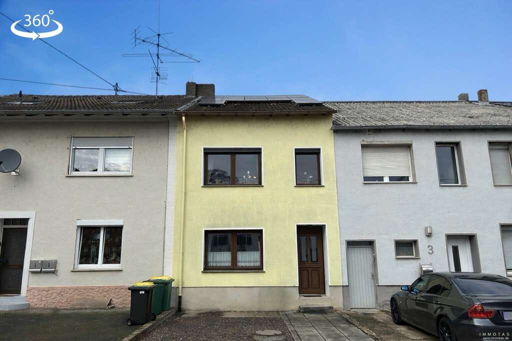 Immobilie in Überherrn - Reihenmittelhaus mit drei Stellplätzen - hervorragende Energiewerte - Bild 0