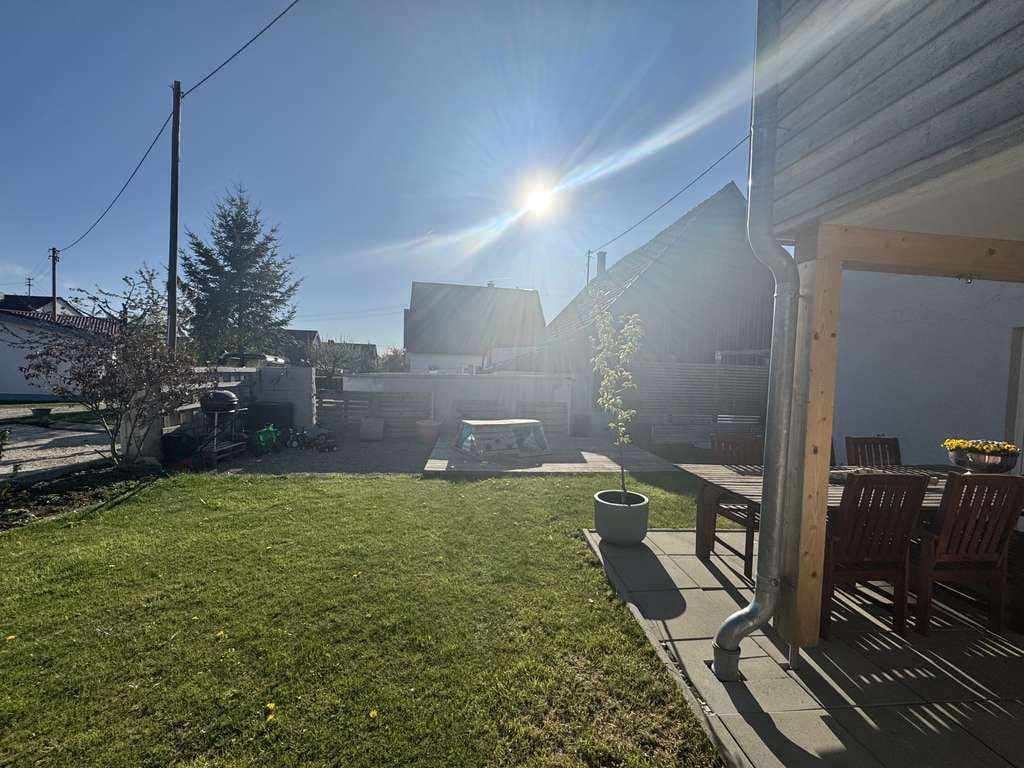 Immobilie in Sonnenbühl - EINZIEHEN & WOHLFÜHLEN MIT AUSBAUPOTENZIAL IM DACHGESCHOSS - Bild 1