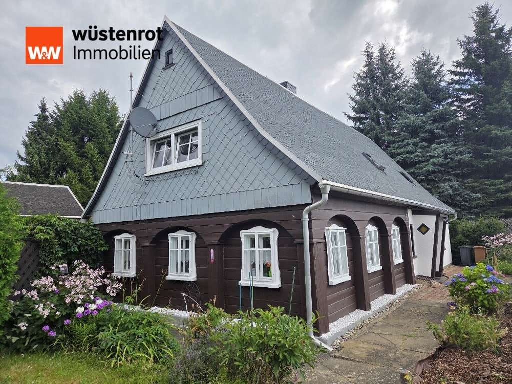 Immobilie in Ebersbach-Neugersdorf - Gemütliches Wohnhaus mit gepflegtem Garten in Neugersdorf - Bild 0