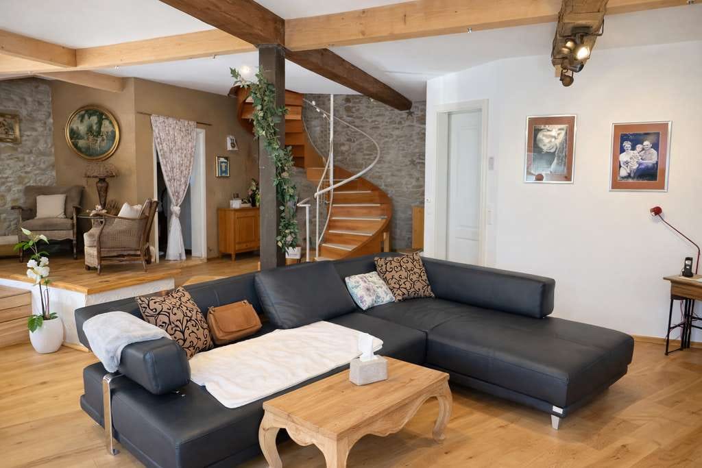 Immobilie in Gundersheim - Anwesen am Feldrand mit Weinbergblick, Einliegerwohnung, PV-Anlage und großem Entwicklungspotenzial - Bild 3