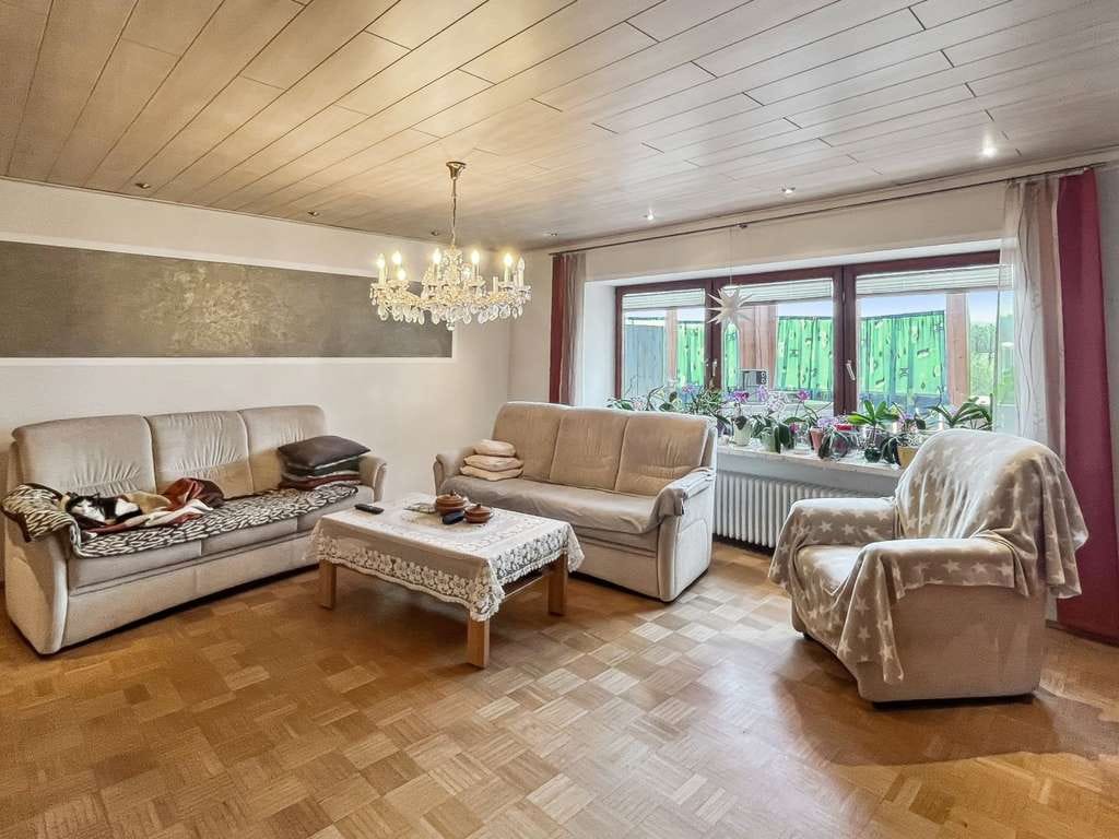 Immobilie in Haag - Gepflegtes Zweifamilienhaus mit Wintergarten, großem Grundstück &amp; Entwicklungspotenzial in Haag - Bild 4