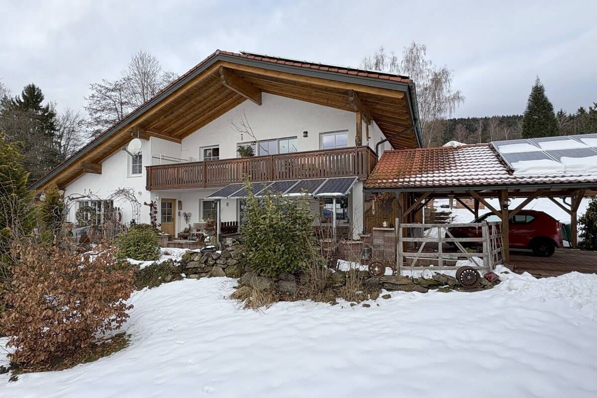 Immobilie in Böbrach - Top gepflegtes Mehrfamilienhaus in Böbrach - Bild 0