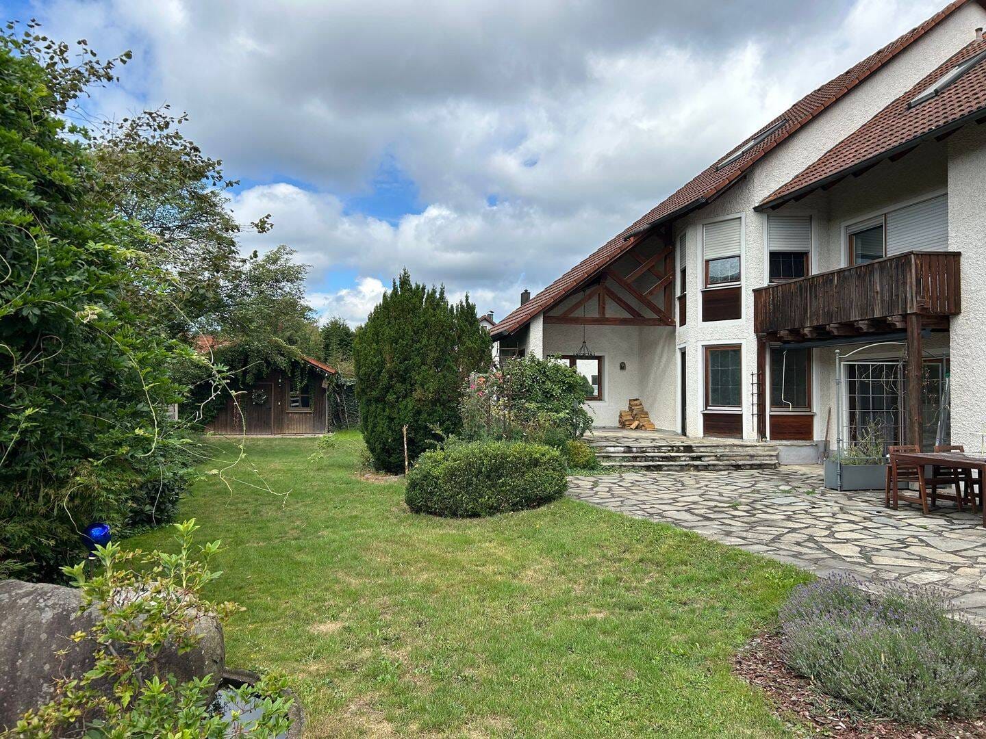Immobilie in Weiherhammer - Zweifamilienhaus mit Einliegerwohnung, Flair, Charme und vielen Extras - ein Zuhause zum Aufblühen! - Bild 3