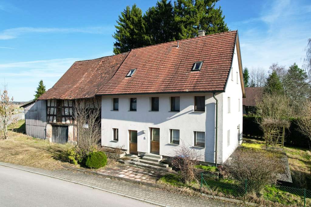 Immobilie in Wald - Wohnhaus "Charakter" - Einmaliges Wohnen mit Herz - Bild 0