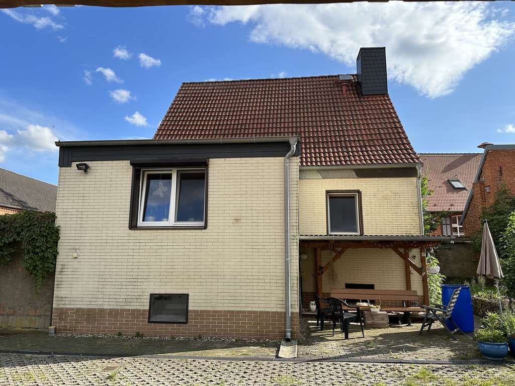 Immobilie in Tangerhütte - Einfamilienhaus mit 6,5 Zimmern und Garage in Hüselitz - Bild 4