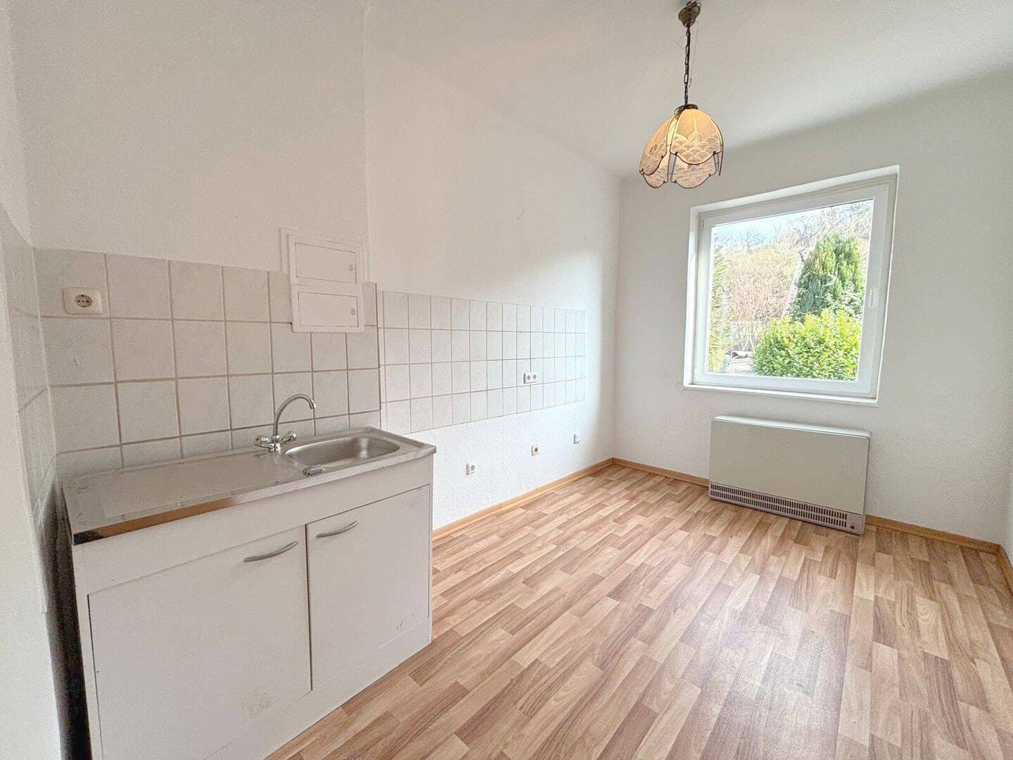 Immobilie in Trier - Mehrfamilienhaus mit 4 vermietbaren Wohneinheiten - attraktive Kapitalanlage! - Bild 2
