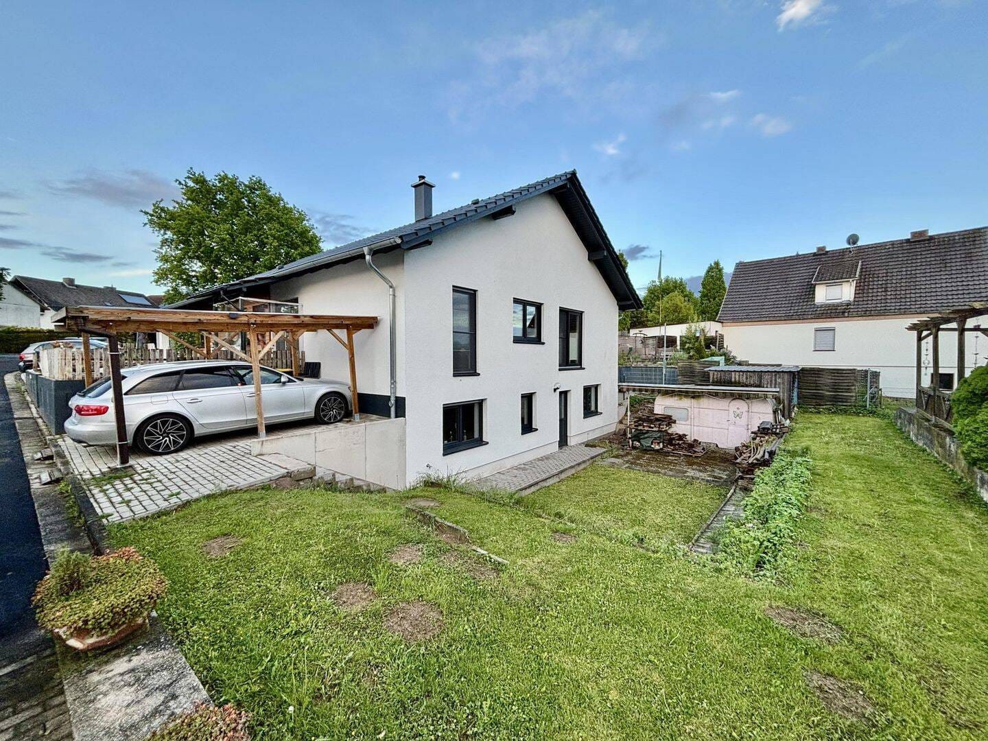 Immobilie in Fritzlar - Modernes Einfamilienhaus mit Einliegerwohnung - Neubaucharakter nach umfassendem Wiederaufbau - Bild 3
