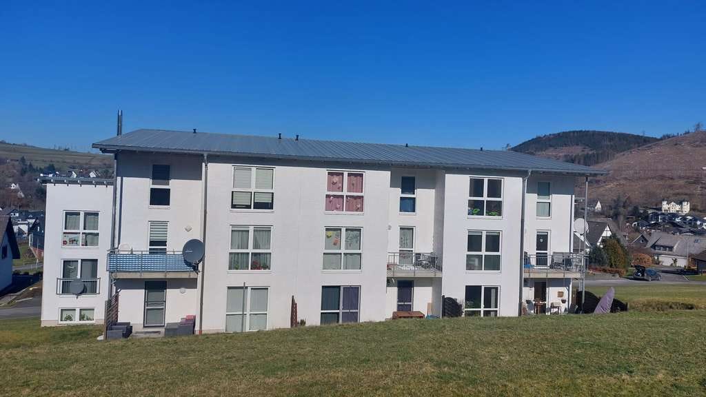 Immobilie in Bad Laasphe - ETW - vermietet - am Ortsrand von Feudingen mit Balkon in einem Mehrfamilienhaus - Bild 0