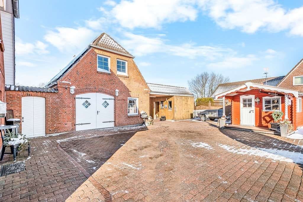 Immobilie in Braderup - Saniertes Einfamilienhaus mit viel Platz für Hobby und Freizeit - Bild 2