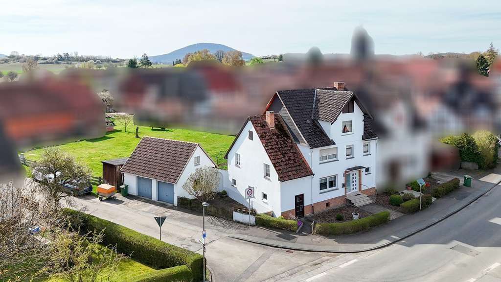 Immobilie in Wolfhagen - Gestalten statt suchen – Solide Basis für Ihre Wohnideen in Wolfhagen-Nothfelden - Bild 0