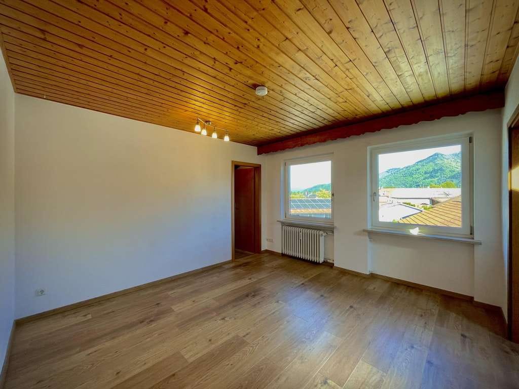 Immobilie in Grassau - Sofort bezugsfertig! Ruhig gelegene 2-Zimmer-Wohnung mit Garage in Grassau - Bild 1