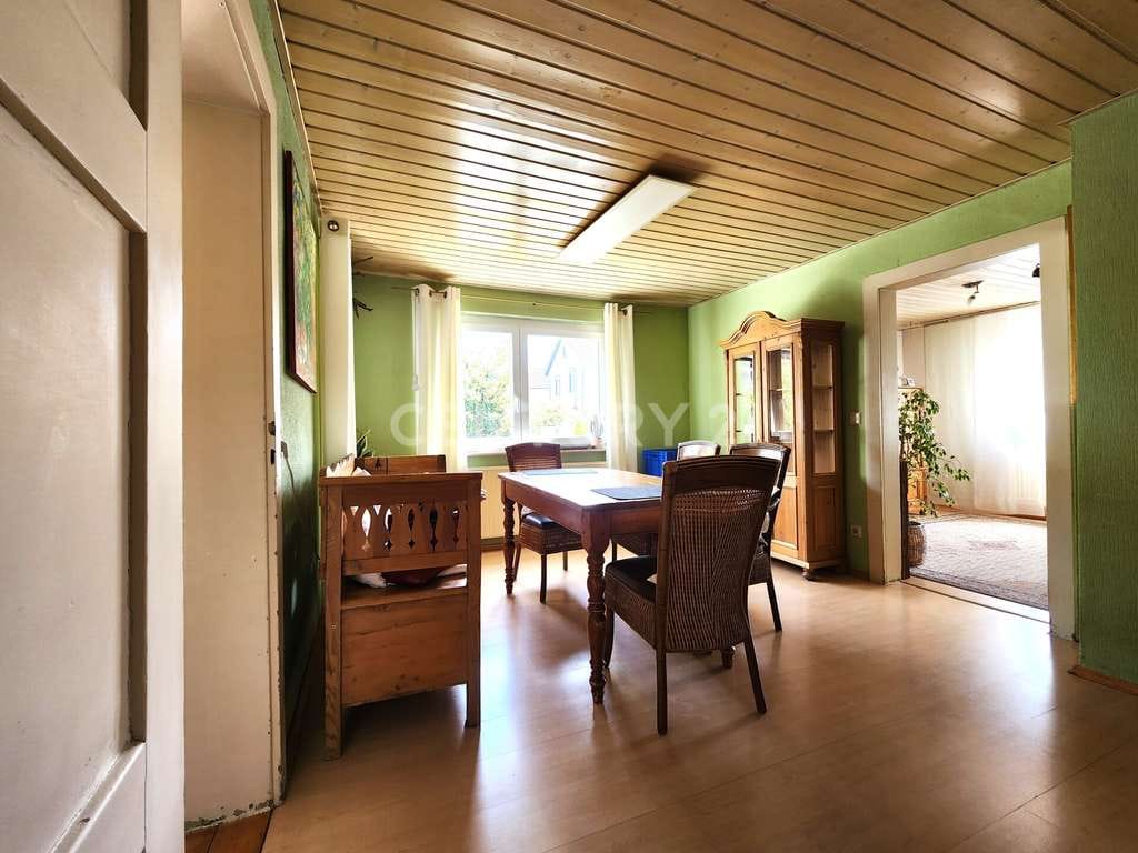 Immobilie in Dudenhofen - Energietisch modernisiertes Einfamilienhaus mit großem Garten und Scheune!!! - Bild 1