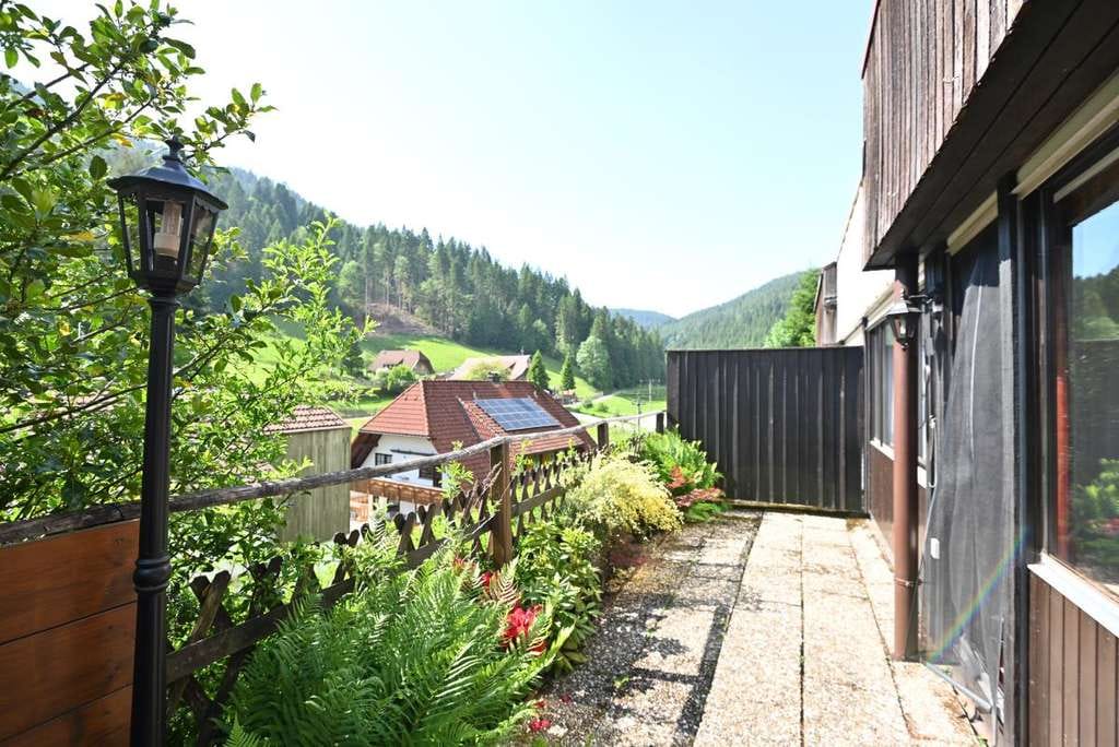 Immobilie in Bad Rippoldsau-Schapbach - Wunderschöne 2,5 Zimmer-Wohnung in Bad-Rippoldsau - Bild 0