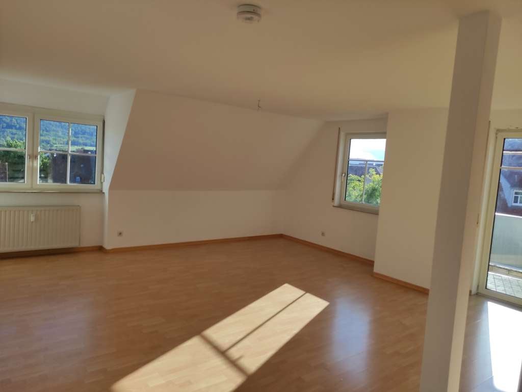 Immobilie in Urbach - Lichtdurchflutete 4-Zimmer-Maisonette-Wohnung mit Westbalkon - Bild 4