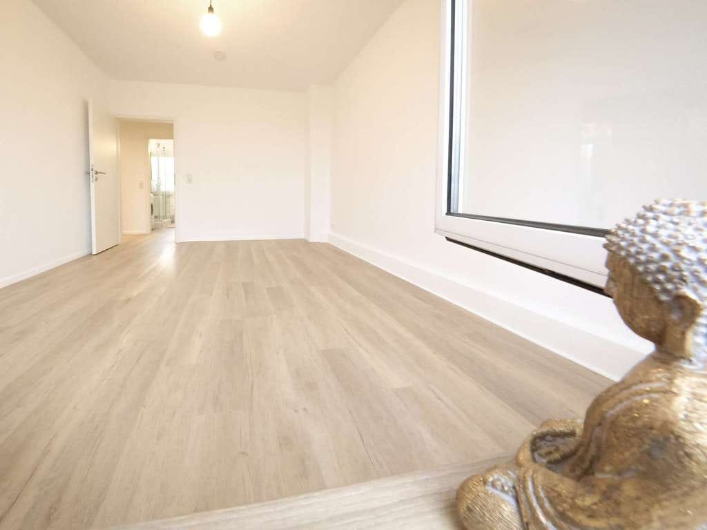 Immobilie in Rötha - Bezugsfreie 3-Zimmer-Wohnung in Rötha – modernisiert und ruhig gelegen - Bild 2