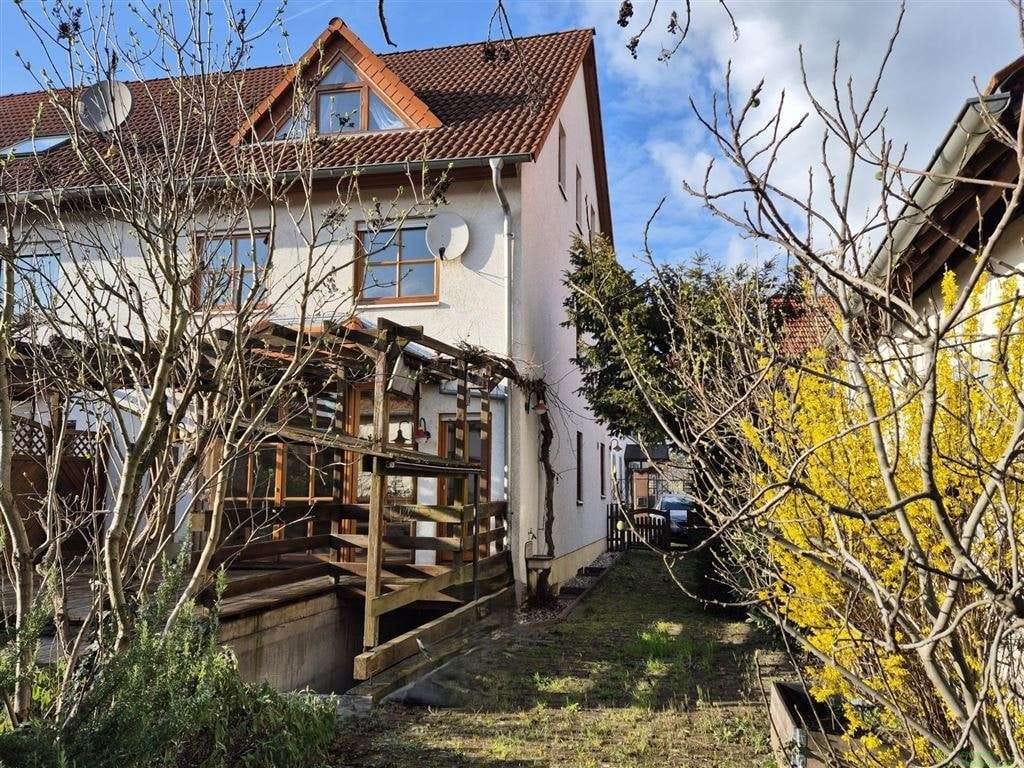 Immobilie in Dirmstein - Wohnhaus mit sonnigem Garten- sofort einziehen- - Bild 2