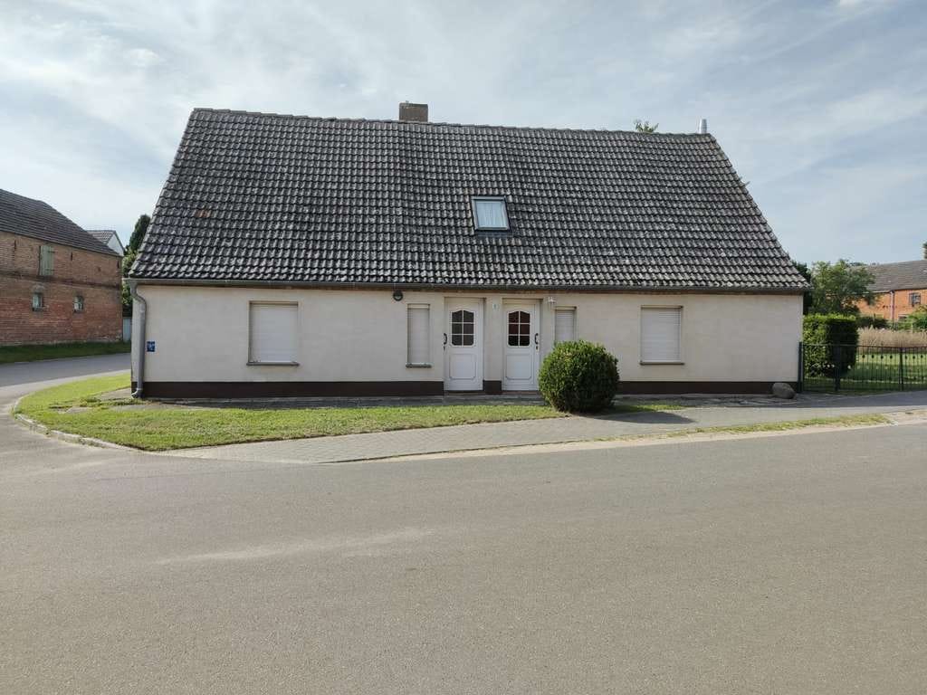 Immobilie in Hohenselchow-Groß Pinnow - NEU*** Wohnhaus mit Einliegerwohnung in Groß Pinnow - Bild 0