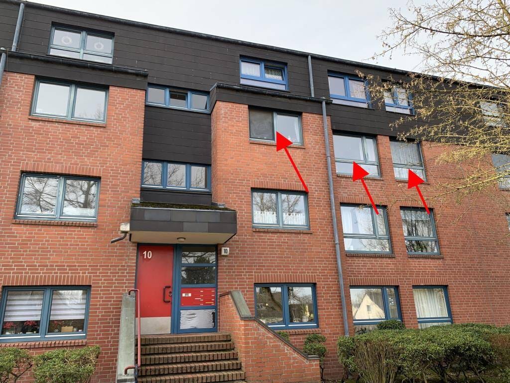 Immobilie in Ahrensburg - *Courtagefrei* Vermietete Wohnung mit attraktiven Grundriss im 2.OG ! - Bild 1