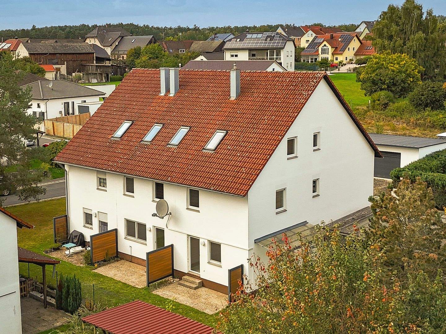 Immobilie in Freihung - Attraktives Anlagepaket! 3 Reihenhäuser mit über 6 % Rendite - Bild 0