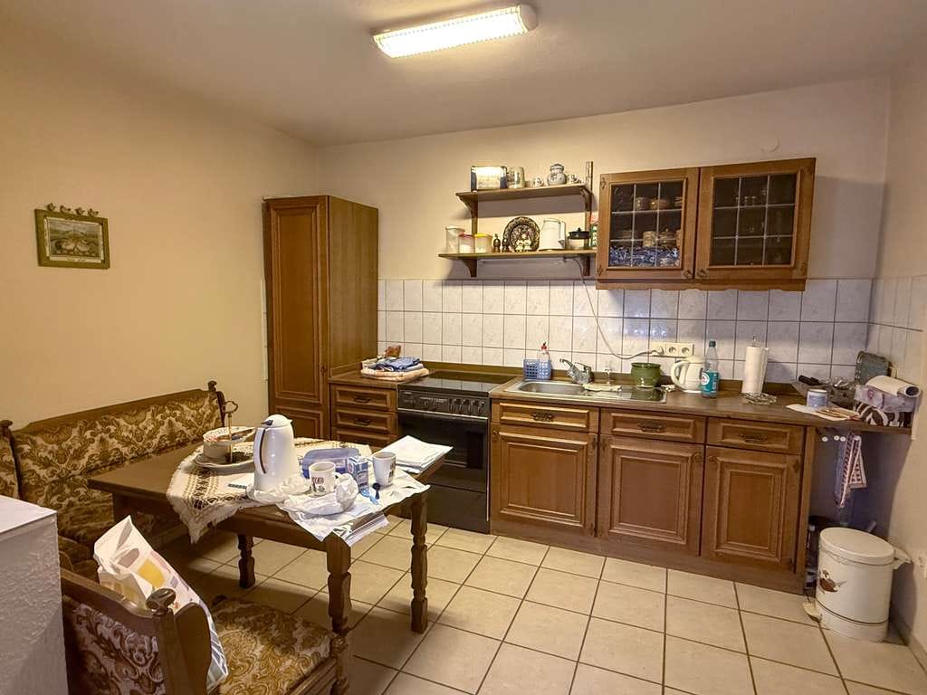 Immobilie in Grevenbroich - Zweifamilienhaus samt Ladenlokal in Grevenbroich - Gindorf zu verkaufen - Bild 3