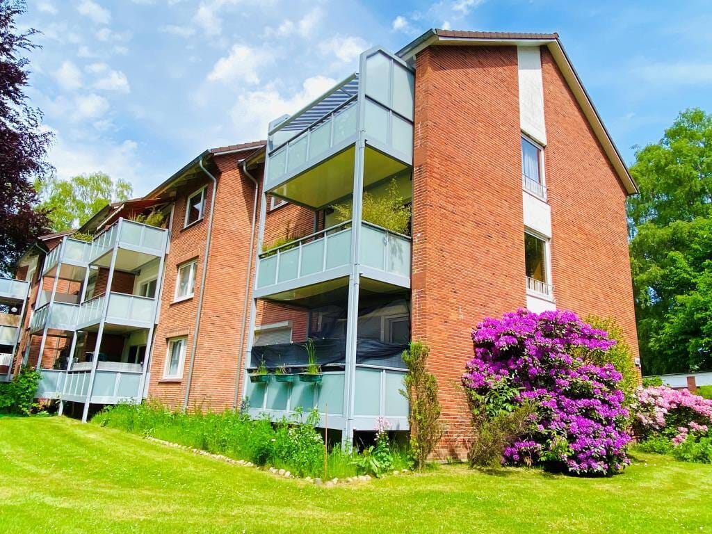 Immobilie in Ahrensburg - 3-ZIMMER WOHNUNG MIT BALKON IN AHRENSBURG WEST - Bild 0