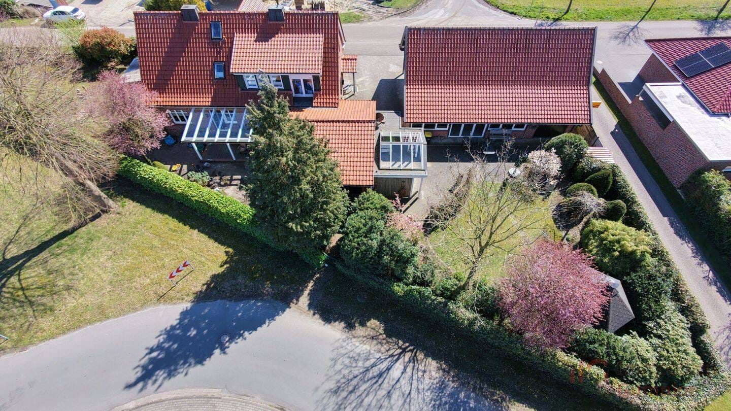 Immobilie in Ohne - IMMOBILIEN GUMNIOR präsentiert: Modernes Einfamilienhaus im Landhausstil mit großem Nebengebäude/Jagdzimmer - Bild 3