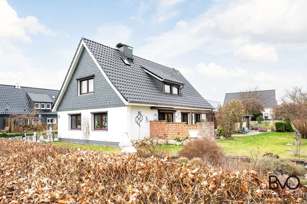 Immobilie in Wahlstedt - Modernisiertes Wohnhaus - Option zur Einliegerwohnung - Bild 1