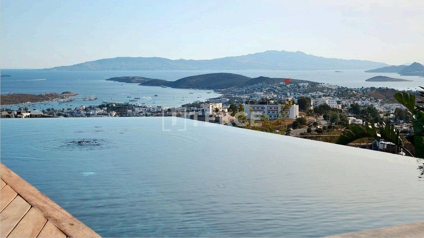 Immobilie in Lünne - Freistehende Villen mit Swimmingpools im Zentrum von Bodrum - Bild 0