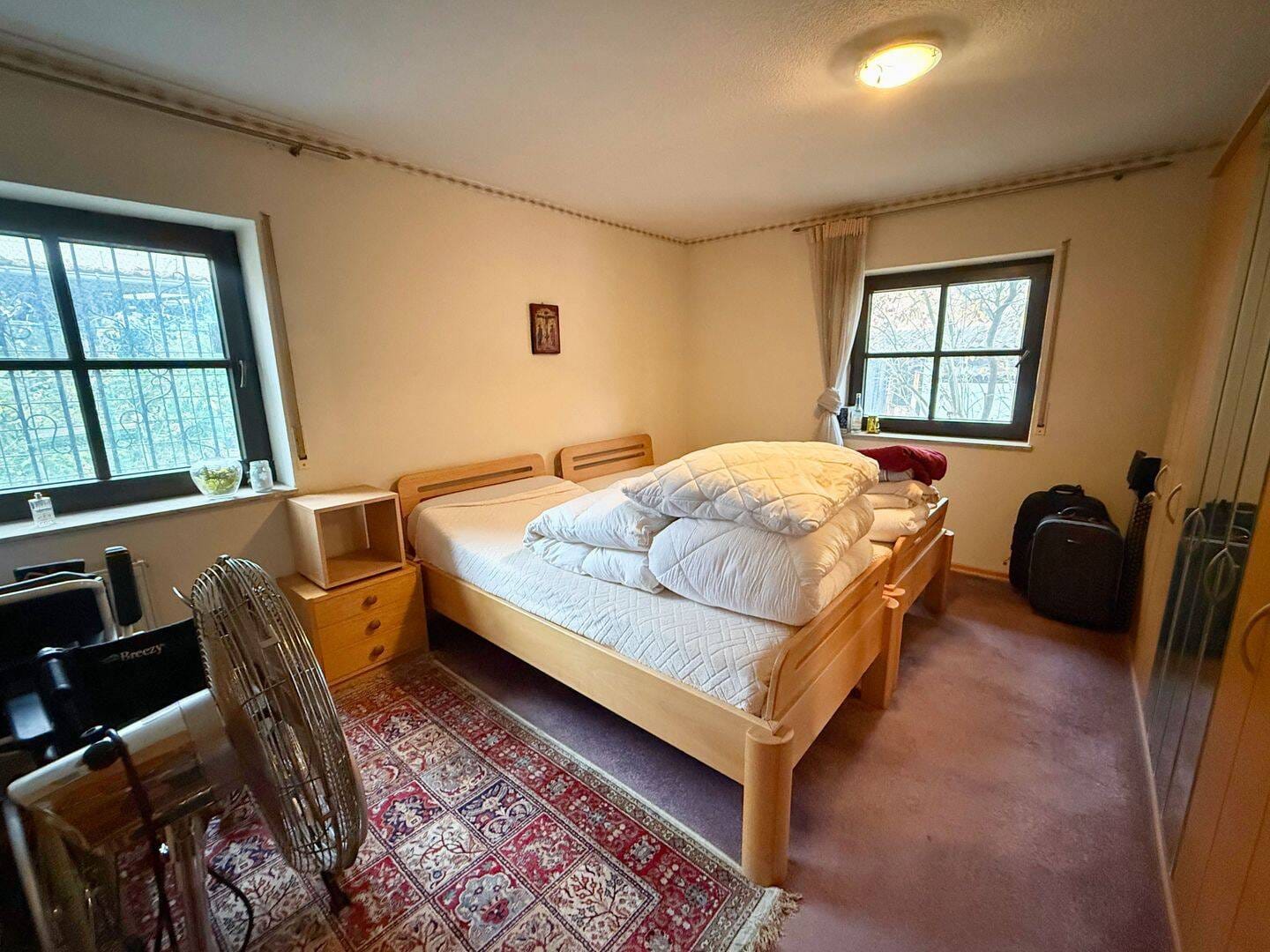 Immobilie in Leinach - Attraktives Mehrfamilienhaus mit großem Garten und Ausbaupotenzial für Kapitalanleger und Eigennutzer - Bild 4
