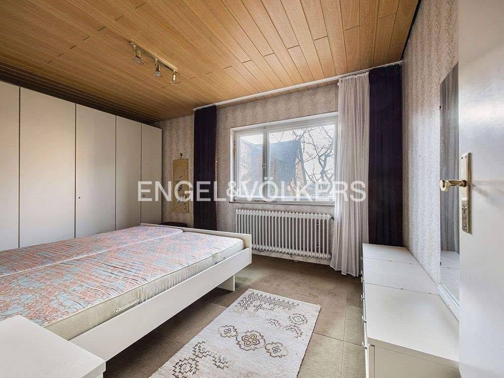 Immobilie in Großhabersdorf - Großzügiges Grundstück mit Entwicklungspotenzial in Großhabersdorf – Sanieren, Erweitern oder Neubau realisieren - Bild 3