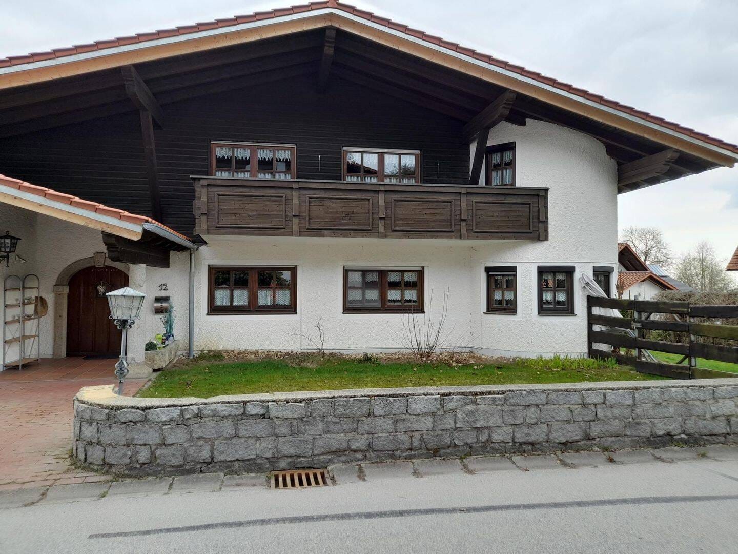 Immobilie in Spiegelau - Landhaus in Klingenbrunn bei Spiegelau im Bayerischen Wald zu verkaufen - Bild 0