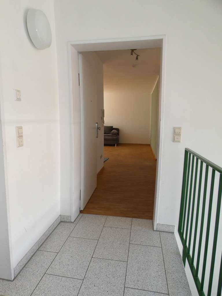 Immobilie in Langenau - ZENTRAL & RUHIG: 3-Zimmer-Maisonettewohnung mit Südbalkon und TG-Stellplatz in Langenau zu verkaufen - Bild 1