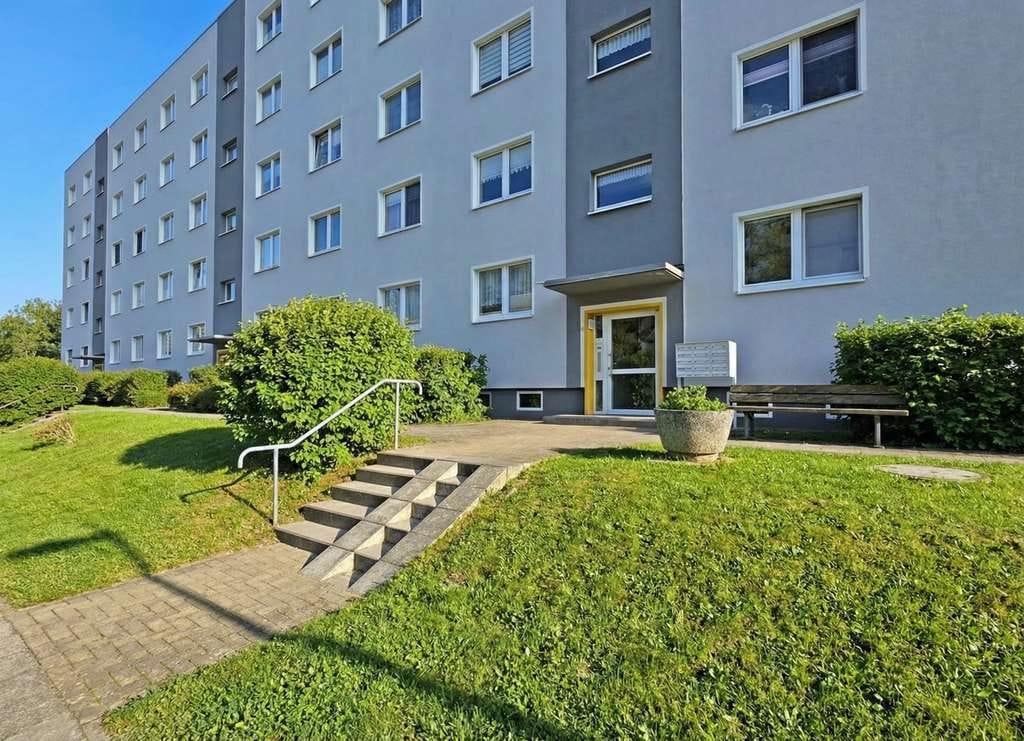 Immobilie in Zinnowitz - Ruhig und dennoch mittendrin – gepflegte, einzugsbereite 2-Zimmer-Wohnung mit Balkon - Bild 2