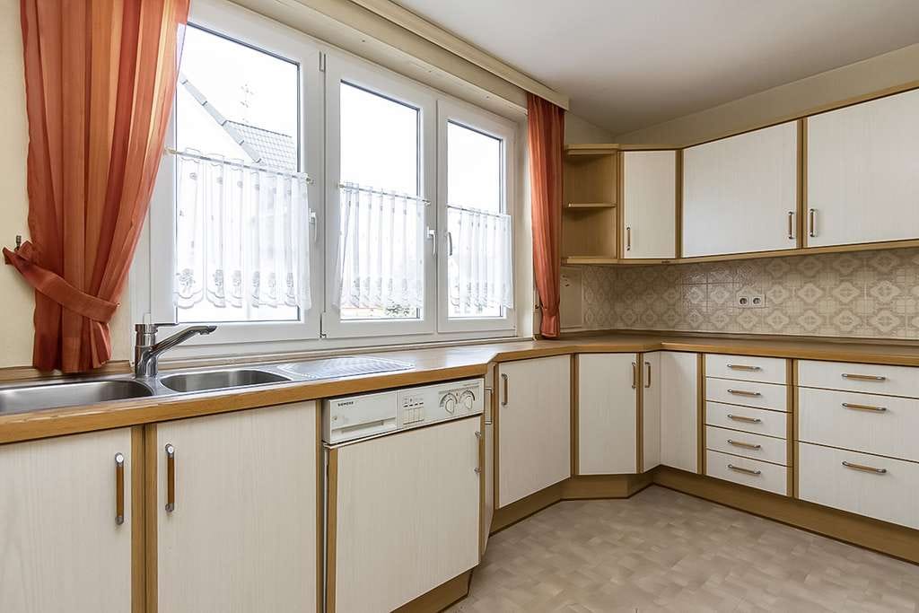 Immobilie in Winterlingen - Wohnen, Arbeiten unter einem Dach ... charmantes Wohn- und Geschäftshaus mit Nebengebäude - Bild 3