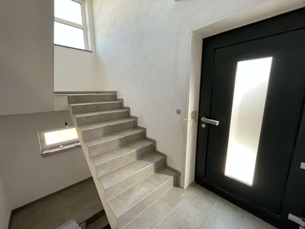 Immobilie in Bärnau - Erstbezug nach Komplettumbau! Moderne Erdgeschosswohnung in der historischen Knopfstadt Bärnau - Bild 4