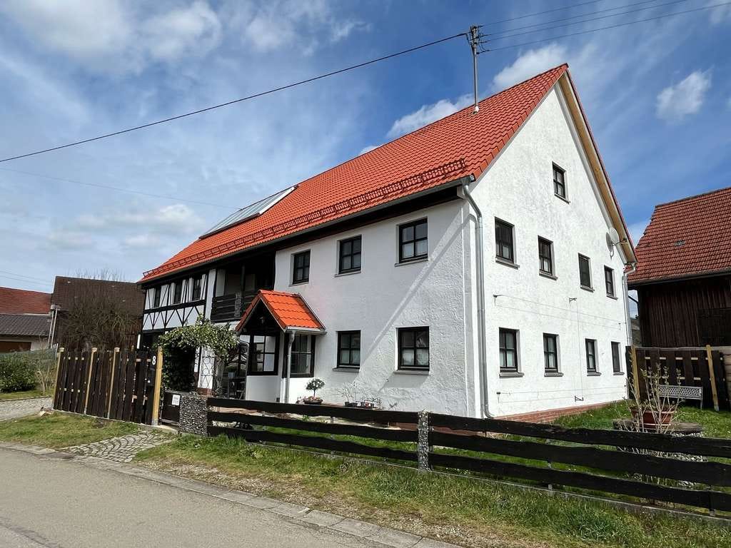 Immobilie in Oberroth - Bezauberndes EFH mit Solarthermie in Oberroth - Bild 2