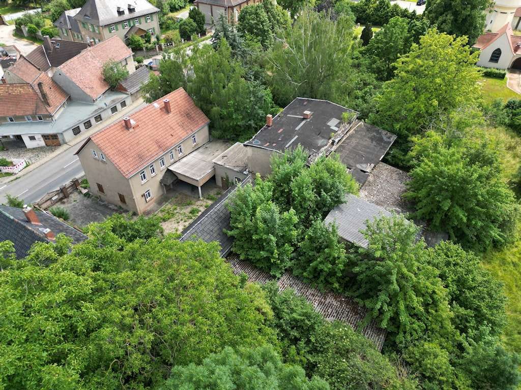 Immobilie in Elsteraue - Historisches Wohn- und Geschäftshaus mit Nebengebäuden und idyllischem Wiesengrundstück ! - Bild 1