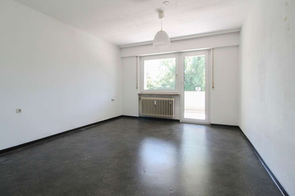 Immobilie in Filderstadt - 3-Zimmer-Wohnung im Hochparterre mit 2 Balkonen in Filderstadt-Bernhausen - Bild 3