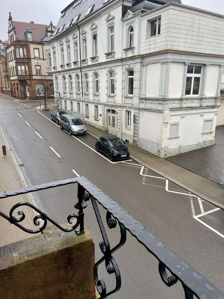 Immobilie in Pirmasens - "Attraktives Mehrfamilienhaus mit drei geräumigen Wohneinheiten in zentraler Lage zu verkaufen! - Bild 1