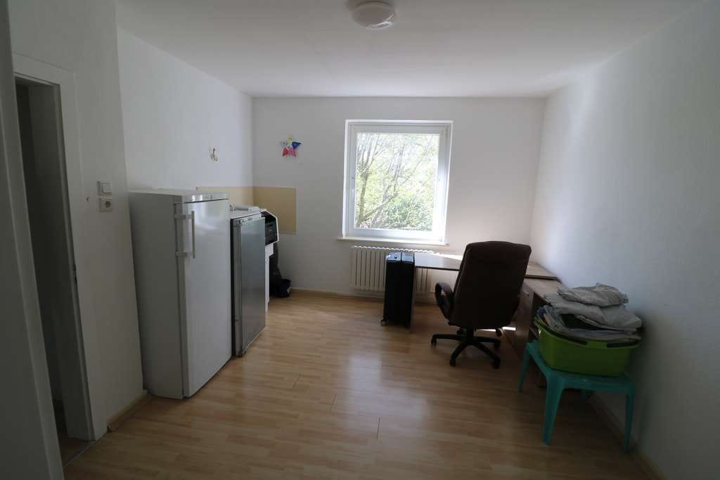 Immobilie in Hattingen - Zentrale Lage trifft Komfort - Schöne 2,5-Zimmer Eigentumswohnung in ruhiger Wohngegend - Bild 4