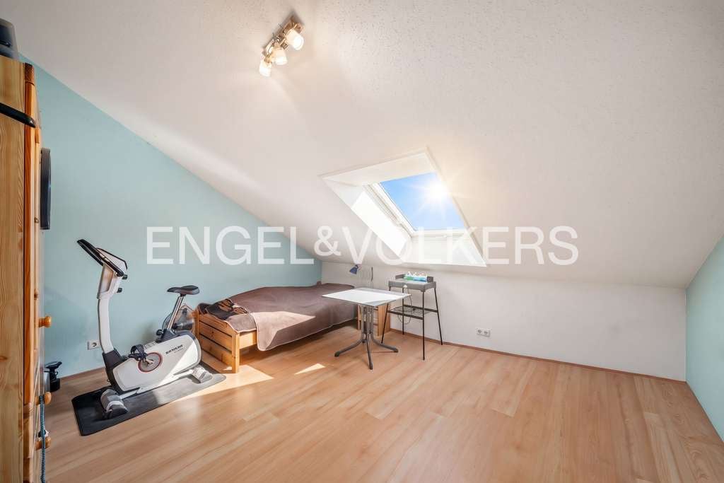 Immobilie in Kressbronn am Bodensee - Gepflegte 3-Zimmer-DG-Wohnung mit Aussicht in beliebter Seegemeinde Kressbronn - Bild 3