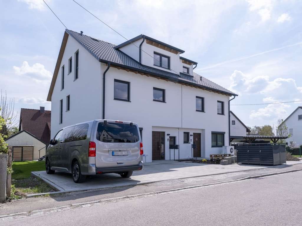 Immobilie in Weichs - Sehr gepflegte, neuwertige 4-Zimmer-Maisonette-Wohnung in Weichs - Bild 2