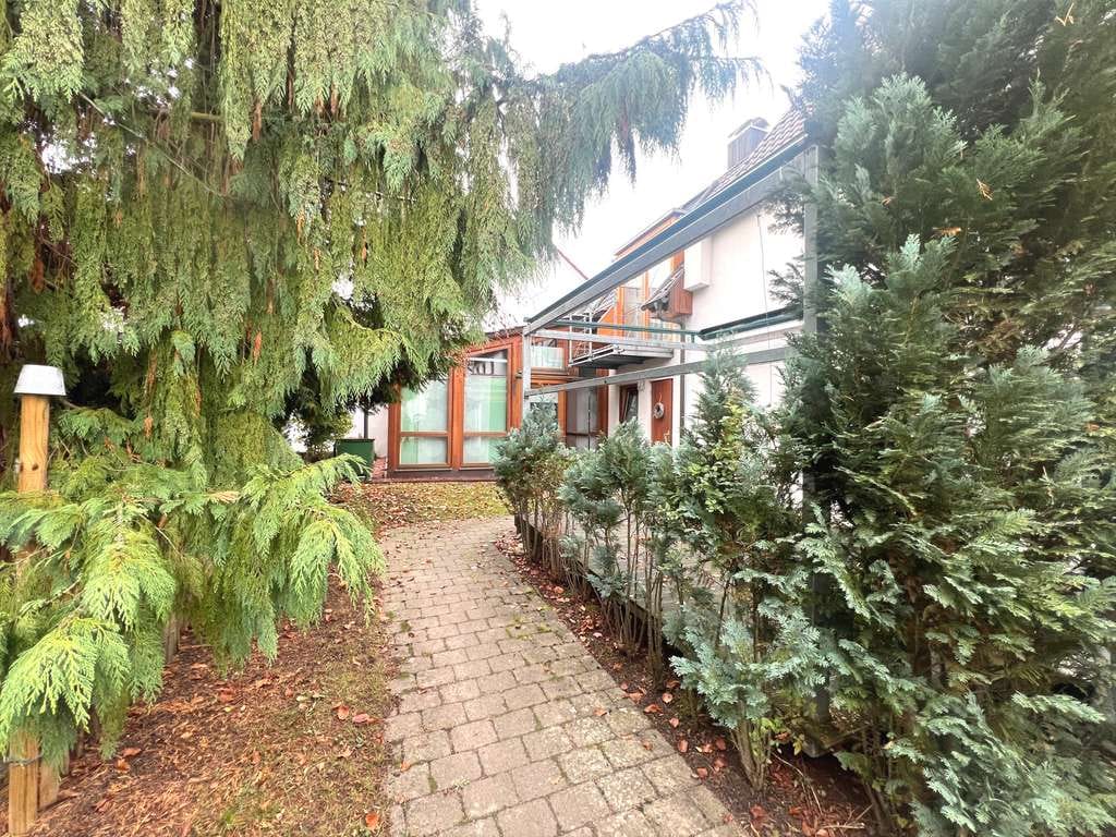 Immobilie in Langenau - Attraktives Mehrfamilienhaus im Herzen von Langenau: Leben mitten im Ortskern - Bild 0