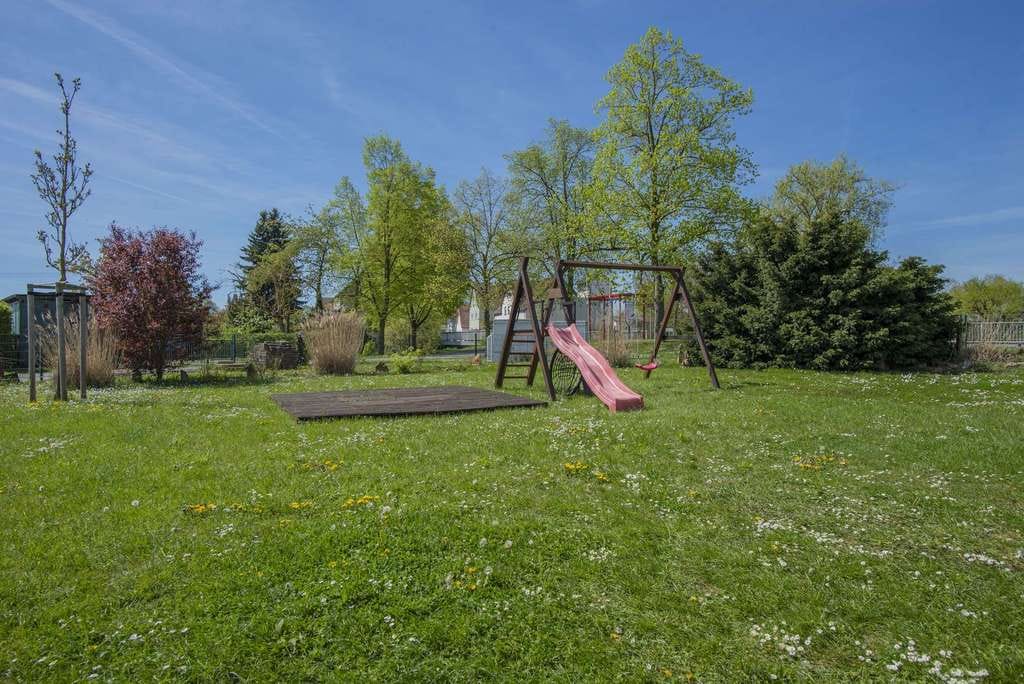 Immobilie in Rockenberg - 1A-Kapitalanlage:  2 Häuser, Nebengebäude, Baugrund, umschlossener Innenhof, Garten. Top vermietet! - Bild 2